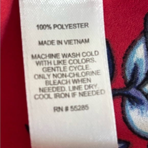 Express Red/Blue Floral Button-Down Shirt - Picture 6 of 6